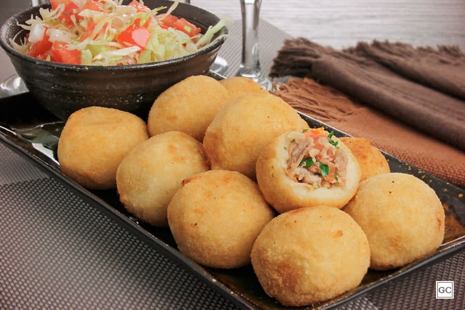 11 receitas com carne de porco 10 Bolinho joelho porco vinagrete
