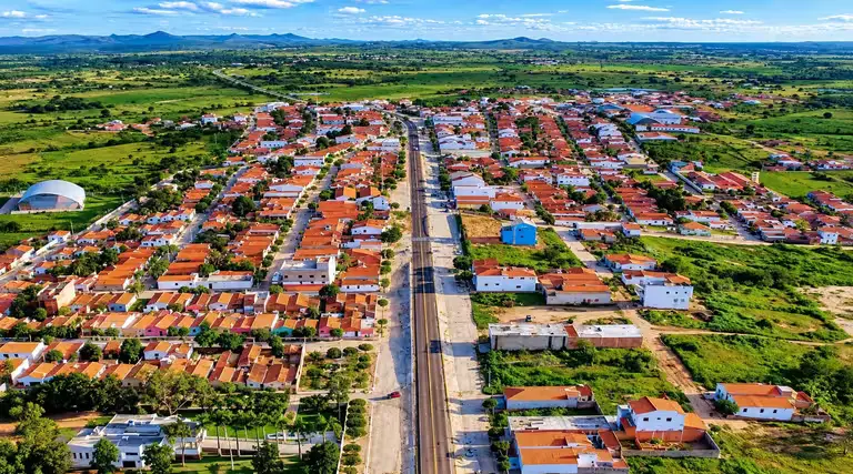 VÍDEO: Esgoto a céu aberto revolta moradores de Major Sales