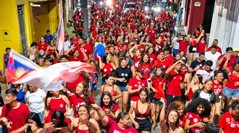 Portal 2 Fofa Chão reúne centenas de apoiadores em Uiraúna em ato de apoio à candidatura do presidente Lula