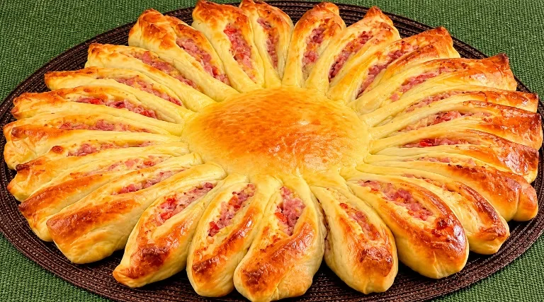 Pão girassol recheado: aprenda receita fácil com presunto e queijo