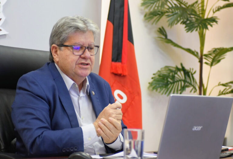 João Azevêdo abre porta para ministério de Lula a partir de 2027