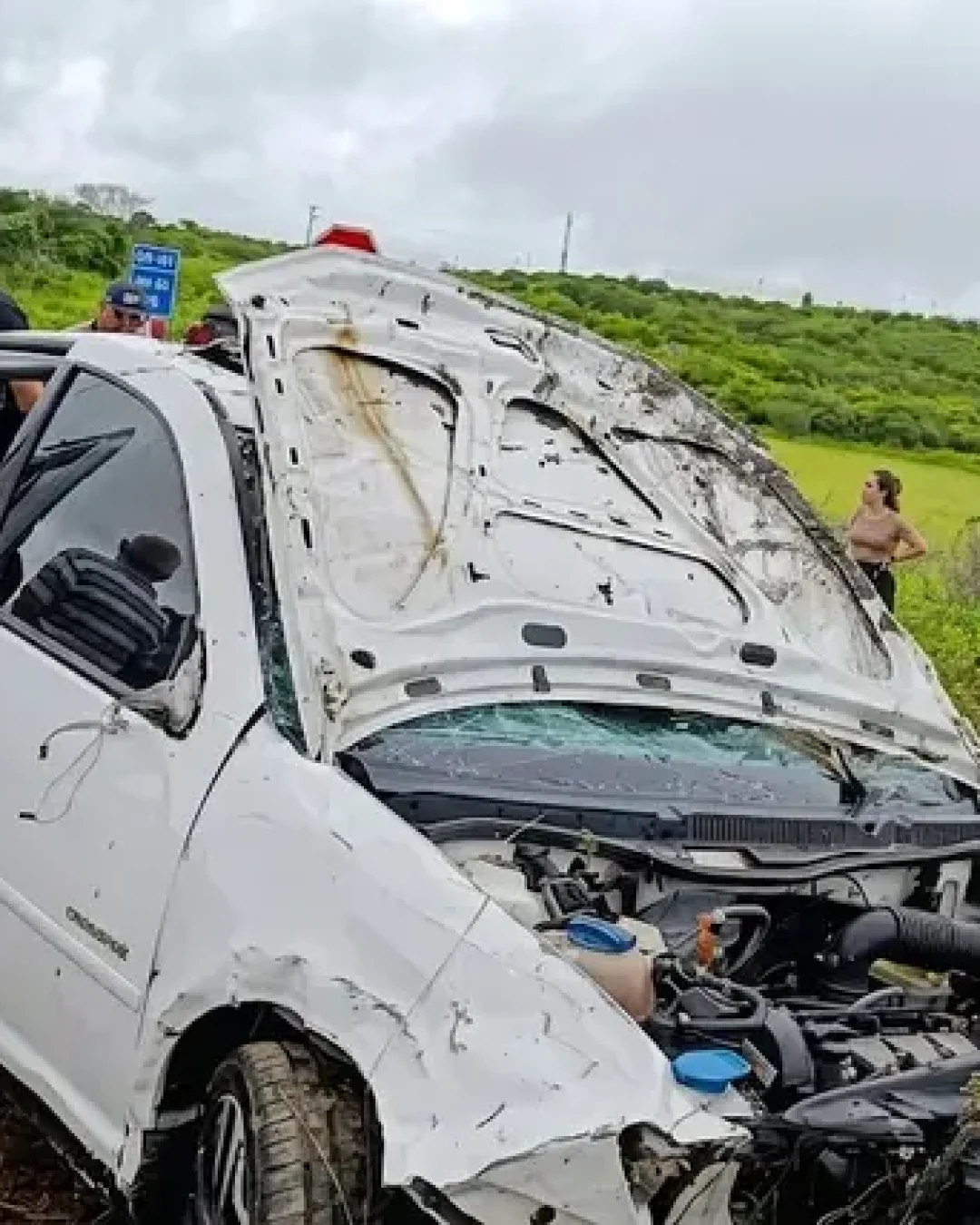 Carro cai em açude e deixa vítima uma vítima fatal em Marcelino Vieira
