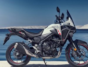 Honda Hornet retorna ao Brasil com preço atraente