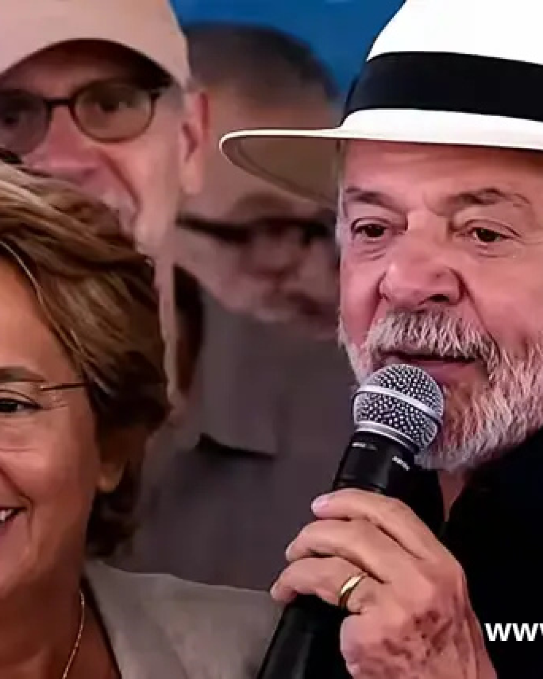 Leninha Romão pede apoio ao Presidente Lula aos autistas