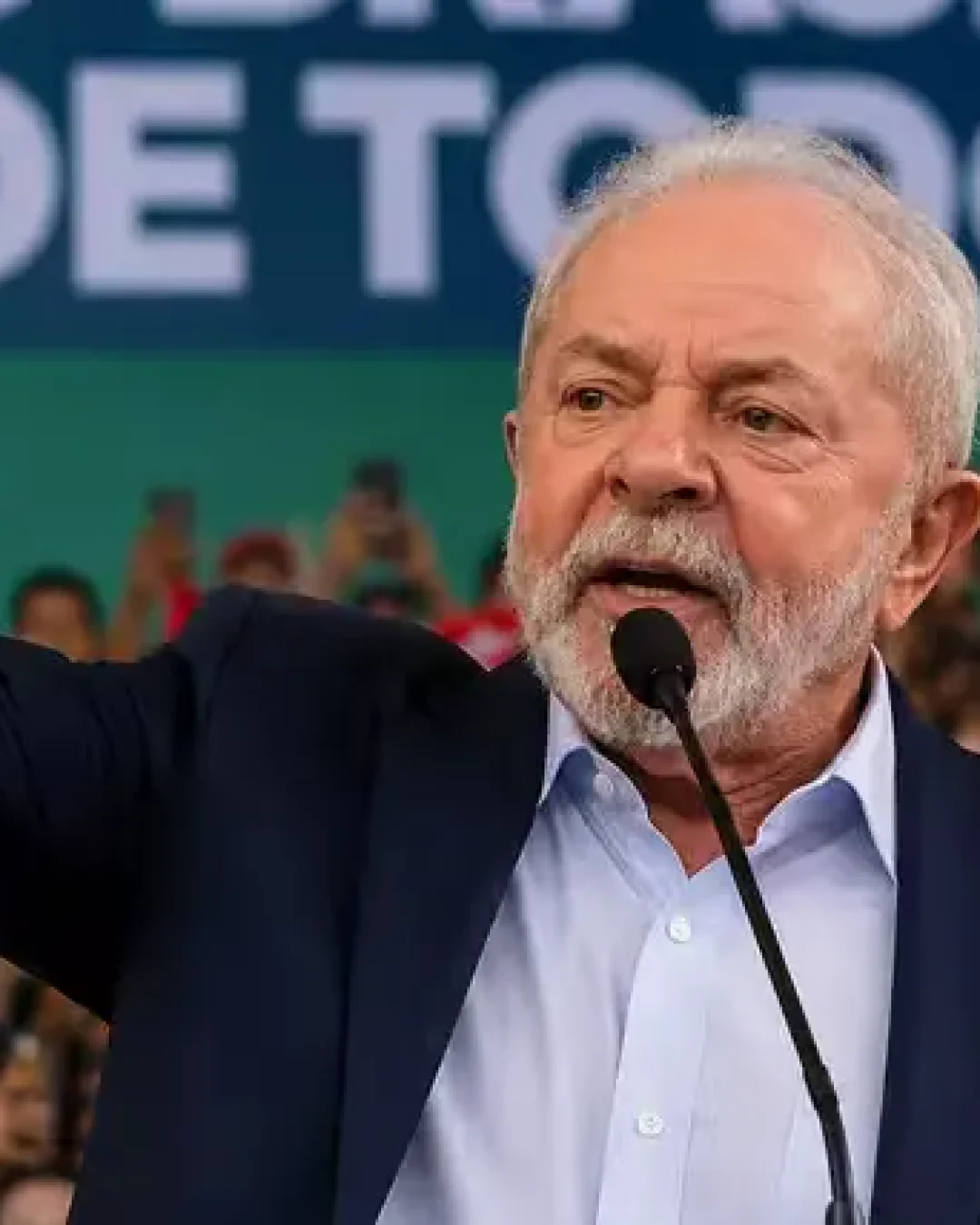 Lula diz que governo prioriza trabalhadores e população de baixa renda