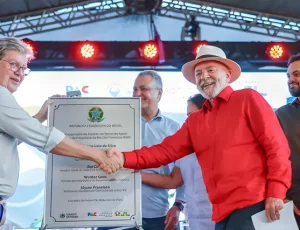 Lula inaugura 1º trecho do ramal do Apodi na Paraíba