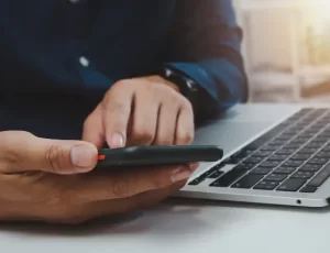 PODCAST: Vida ou postagem: A era da exibição digital