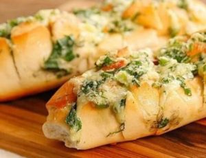 Pão de alho na airfryer: Crocante e prático em minutos