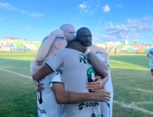 Sousa atropela Ferroviário e conquista 1ª vitória na série D
