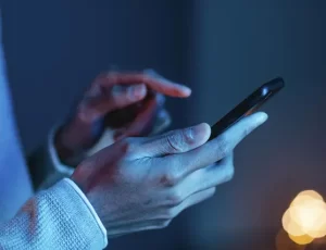 WhatsApp para em celulares antigos a partir de 1º de junho